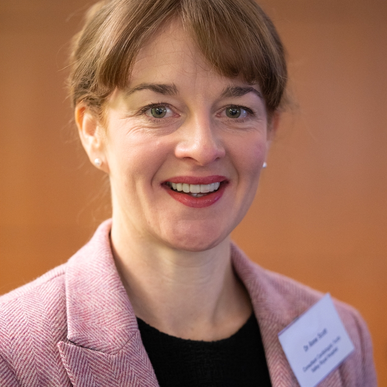 Dr Anne Scott